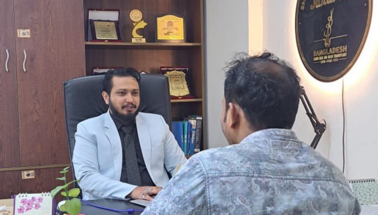 SM Zakaria Talked with Patients